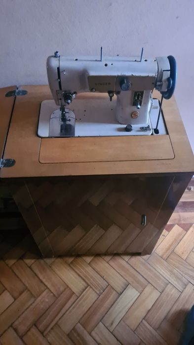 Maquina de costura antiga