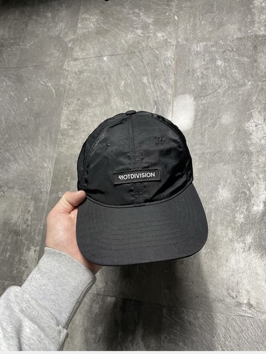 Кепка Riot Division
