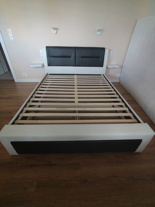 Łóżko 160x200 tapicerowane szuflady stelaż solidne