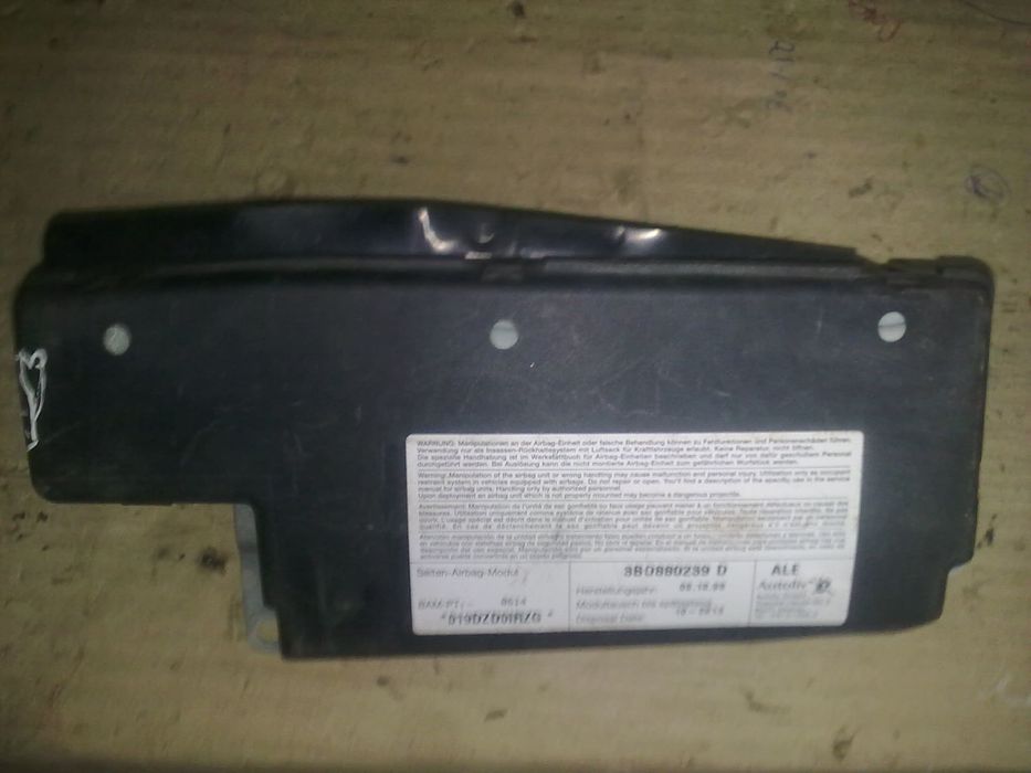 Airbag banco esquerdo VOLKSWAGEN Passat (3B2)