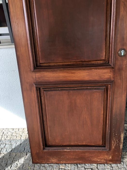 Porta de Entrada de Madeira Maciça