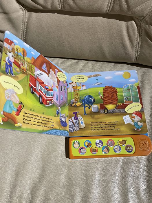 Super książka z okienkami interaktywna dźwiękowa  zawody