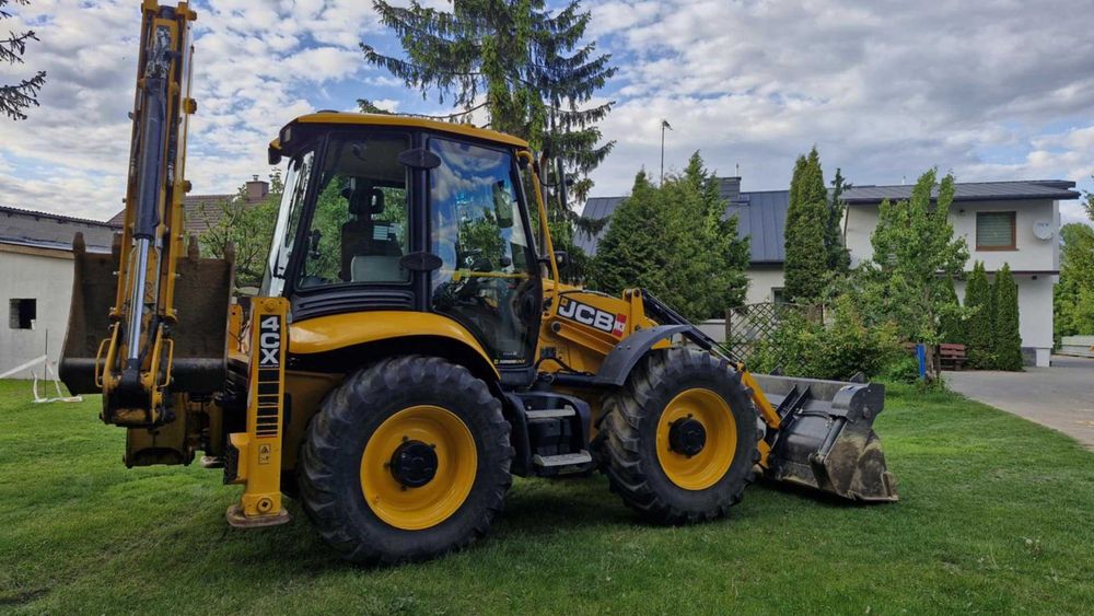 Usługi koparko-ładowarką i minikoparką