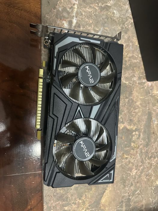 Pláca gráfica Nvidia GTX 1650 SUPER dual fan
