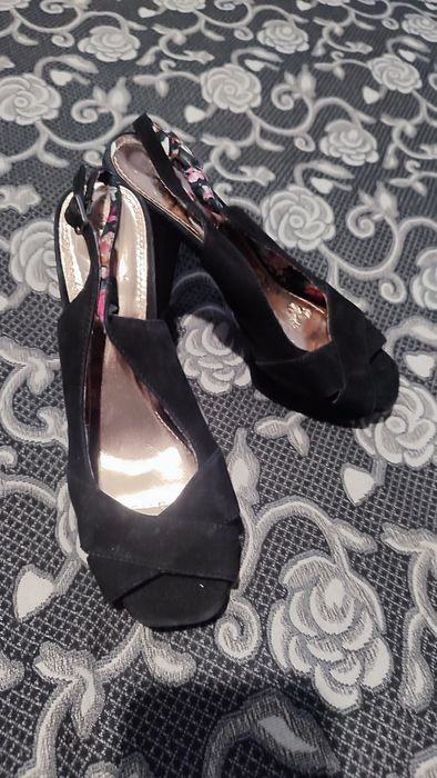 Віддам туфлі р 38,5 ,європ.5 1/2