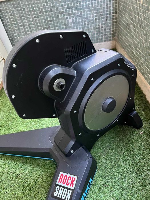 Rolo de treino Tacx Flux 2 Smart (direct drive) + cassete Ultegra 11V