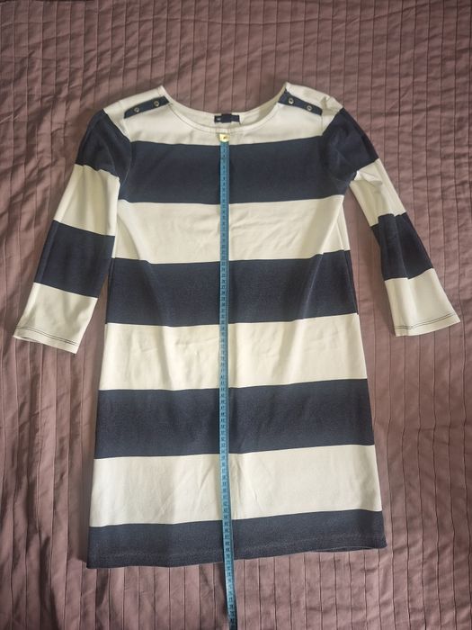 Sukienka Gap rozmiar dziecięcy dobry na S