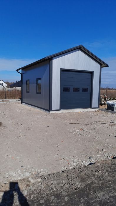 Garaż z płyty warstwowej, dwuspadowy, 35m², CAŁA POLSKA
