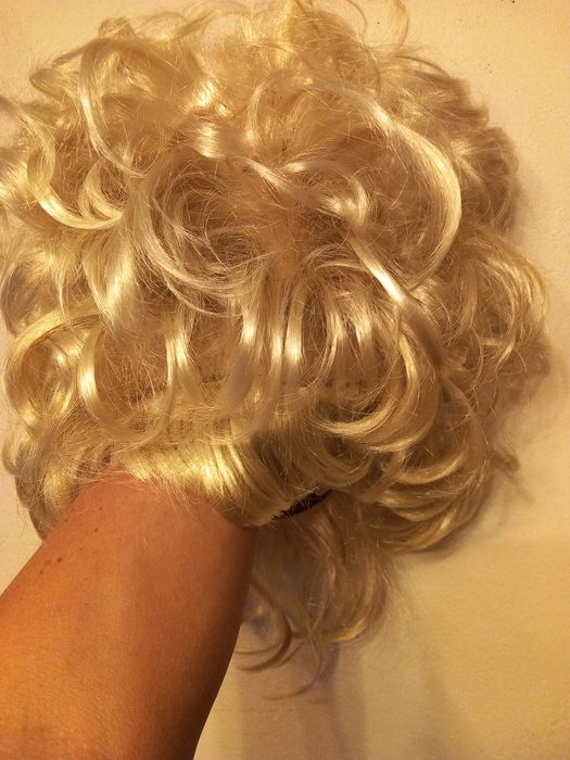 Peruka blond  DRAG QUEEN
