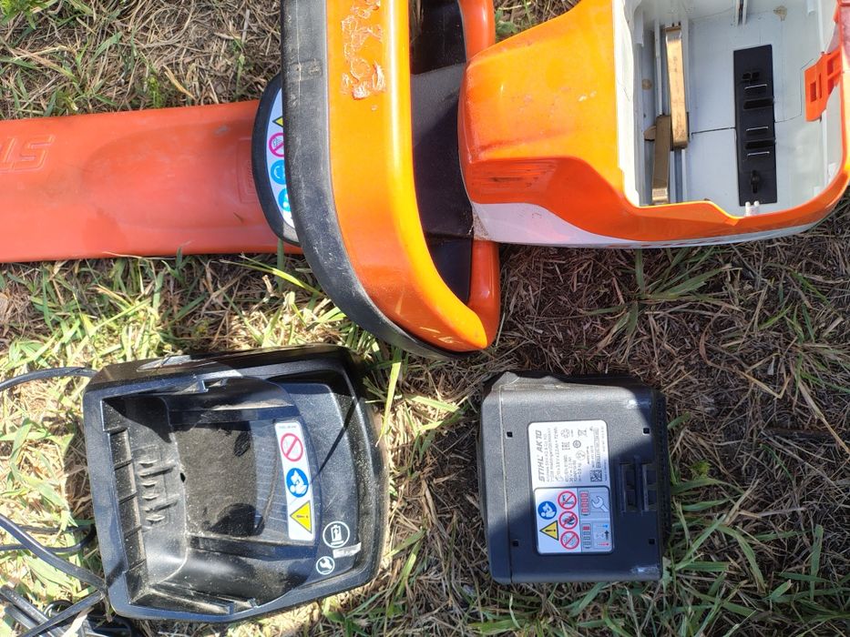 Nożyce akumulatorowe Stihl HSA56 +AK10