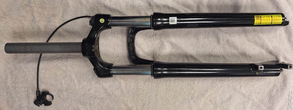 Widelec / Amortyzator SR Suntour / 29" / blokada z manetki