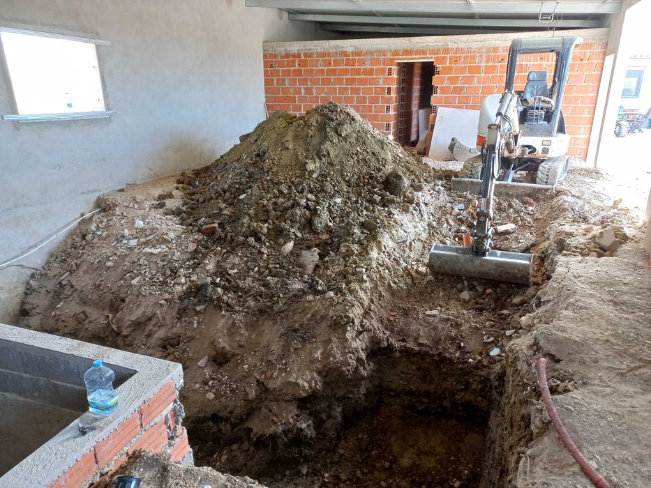 Limpezas de Terreno - Terraplanagens