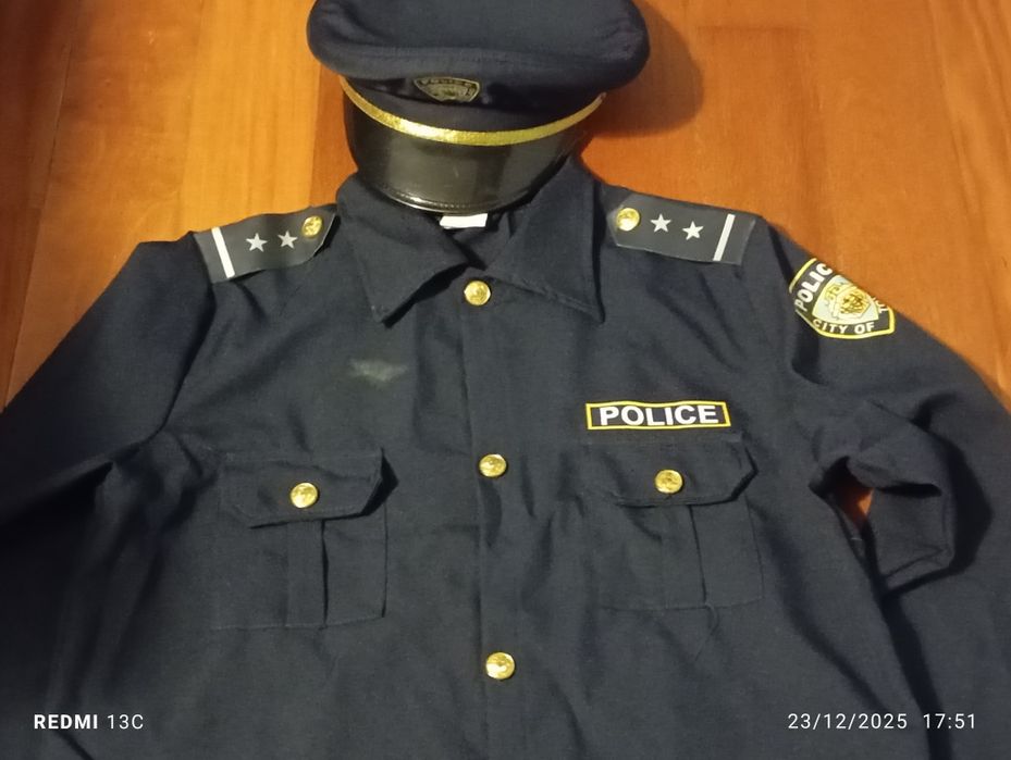 Fantasia de polícia