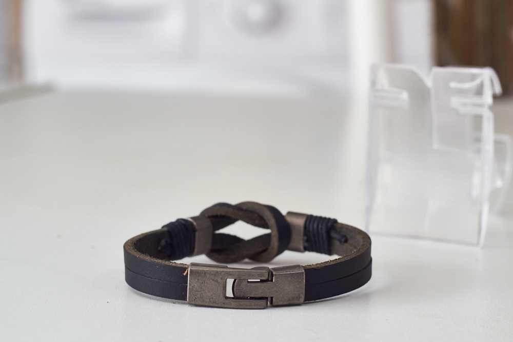 Pulseira Masculina Couro Resistente