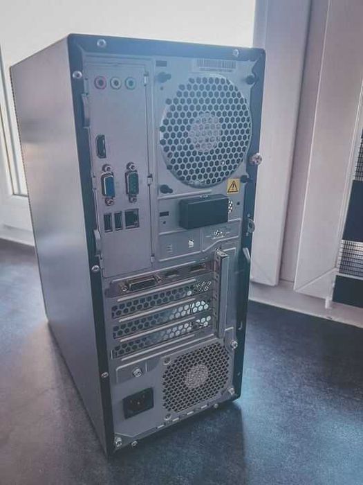 Komputer stacjonarny Lenovo Ideacentre 720-18 Ryzen 7/16GB/480/RX560