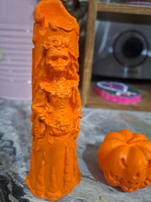 Zestaw ozdób gipsowych figurek na Halloween