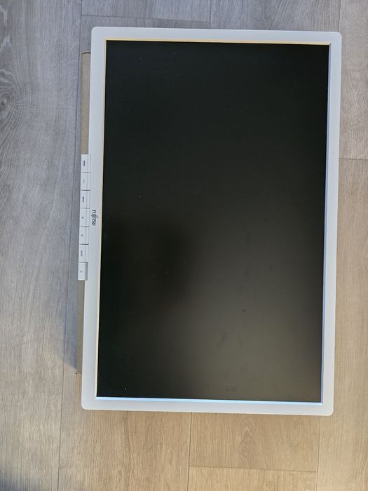 Монітор 22 Fujitsu B22W-6 LED 1680x1050 фужитсу мультимедійні кнопки