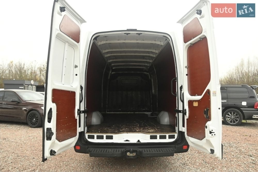 Renault Master 2.3b Maxi 2020