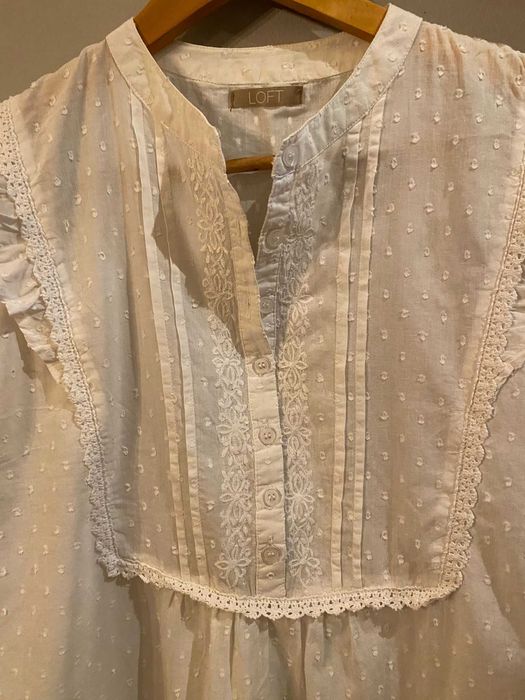 Camisa branca da Loft