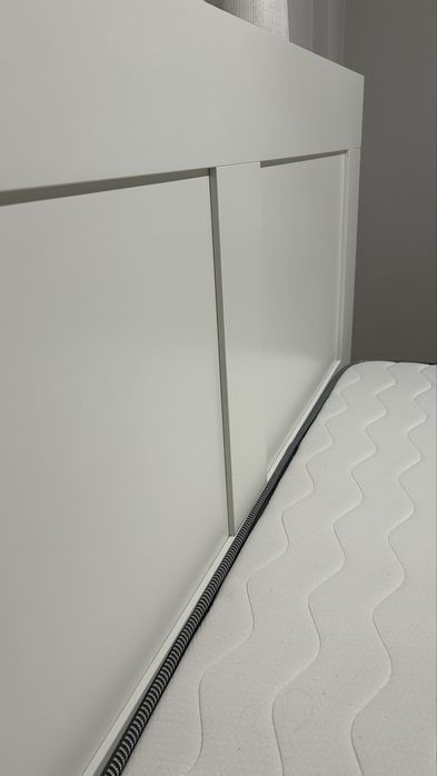 Cabeceira + Estrutura de cama