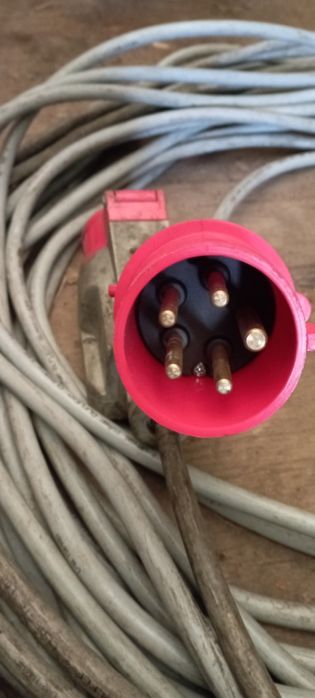 Przedłużacz budowlany