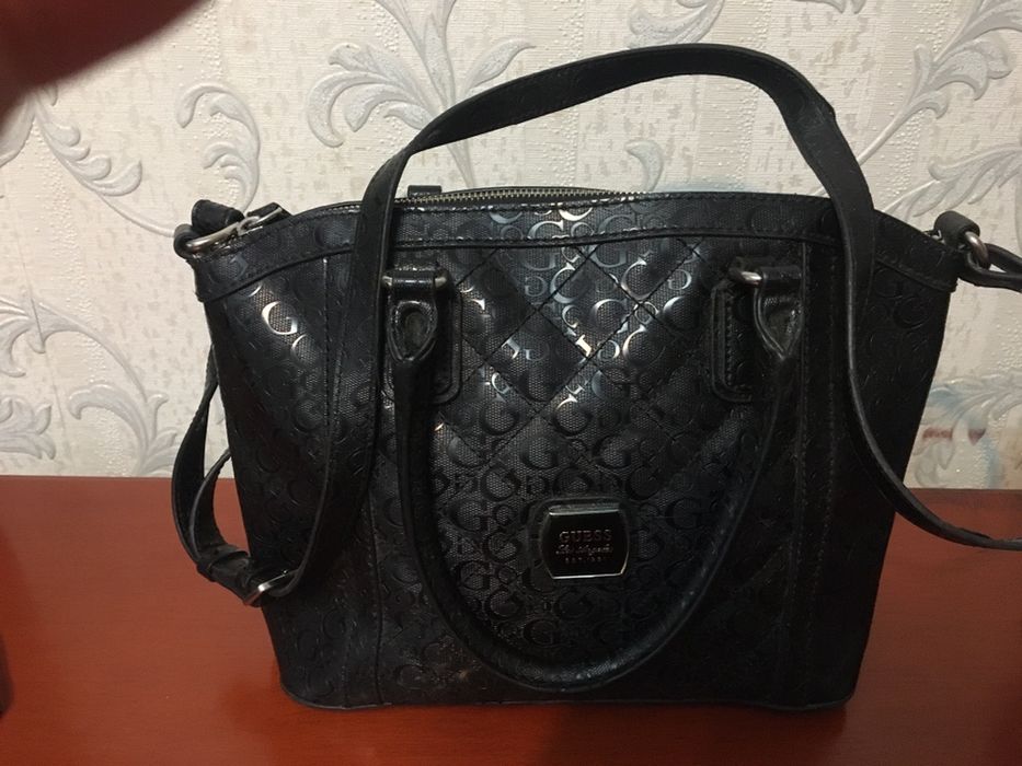 Женская сумка guesd