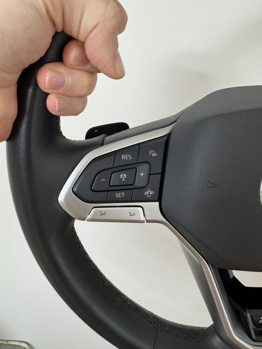 Оригінальне кермо volkswagen з підігріваом 2024