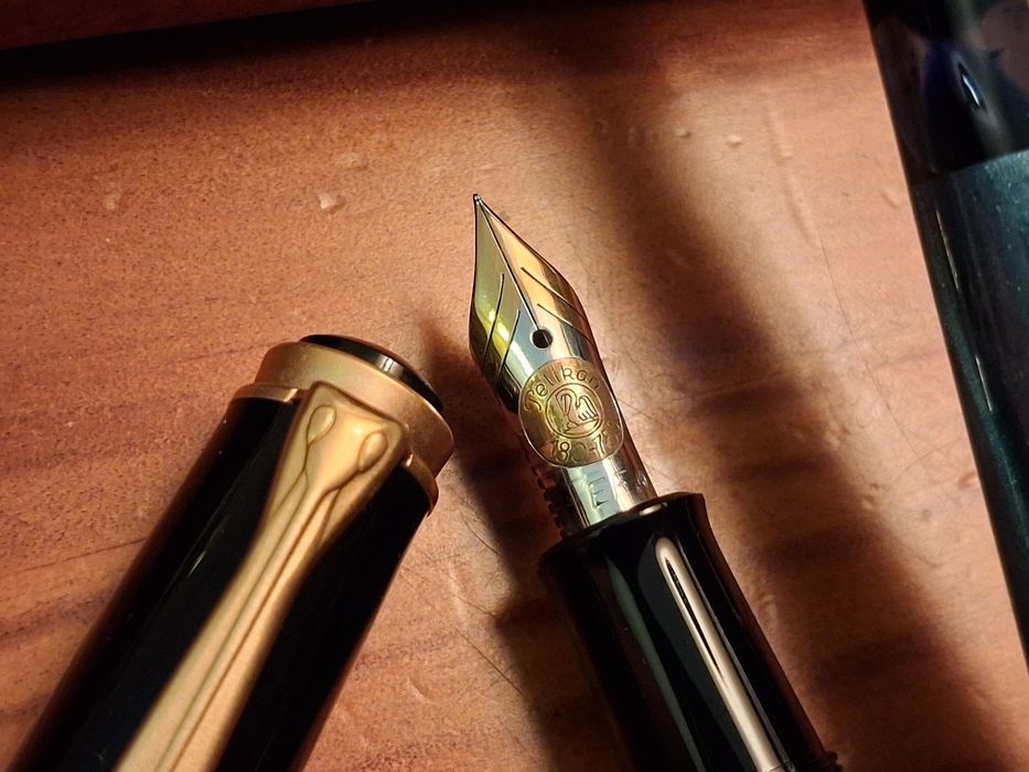 Caneta Pelikan Toledo M700