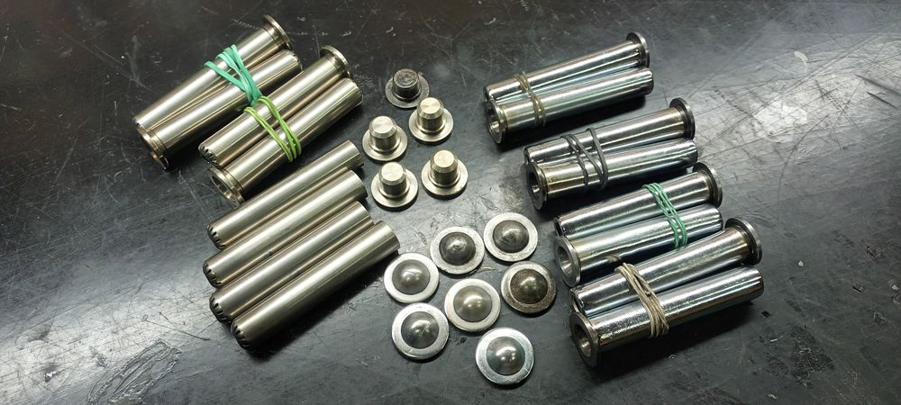 Wahacze pchane, zawieszenie przód, Komar Romet Pegaz