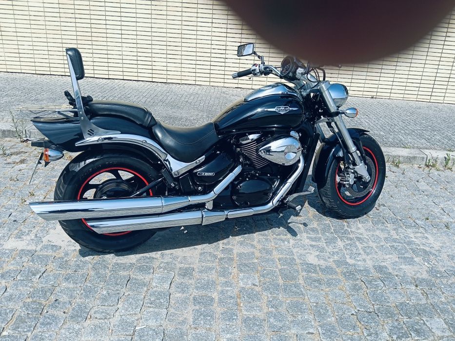 Mota Suzuki intruder M800