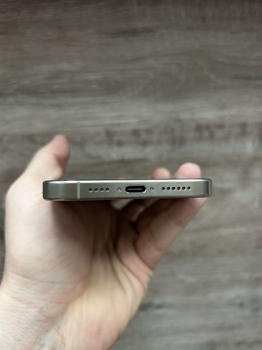 iPhone 16 Pro Max 256Gb Natural Titanium з гарантією