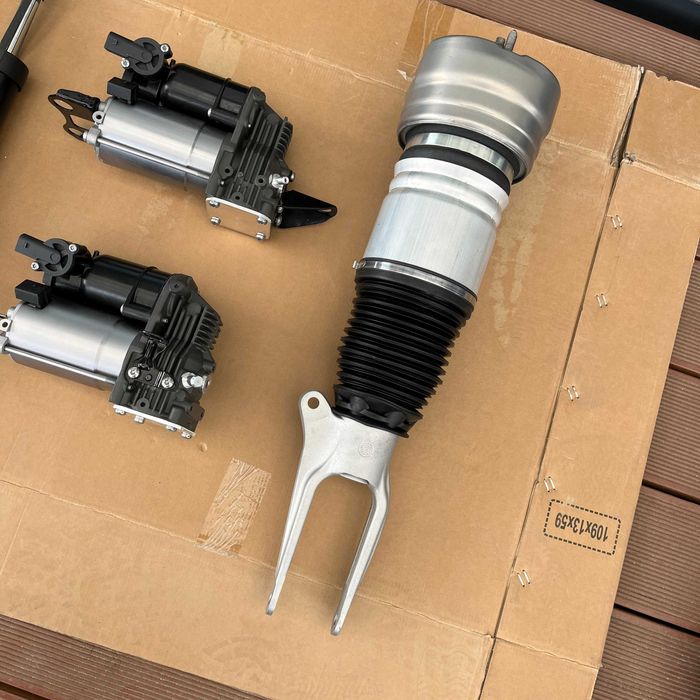 Пневмостійка пневмобалон компрессор BMW БМВ E39E53E61E70F07F11F01F02