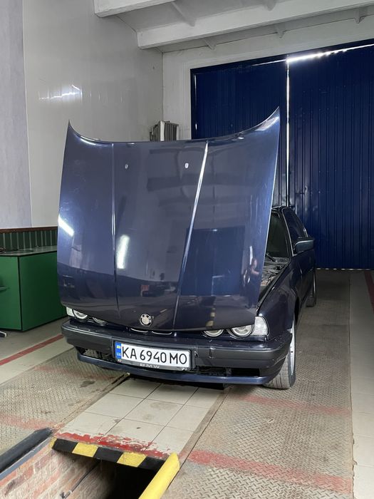 Продам  BMW e34