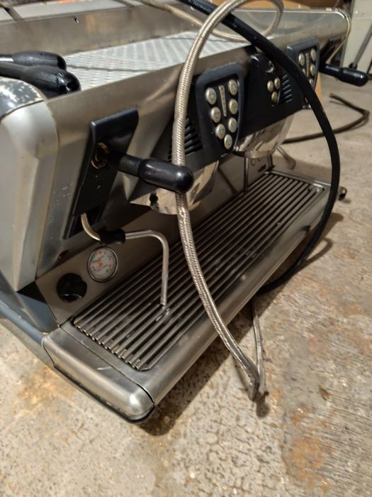 Máquina de café e moinho
