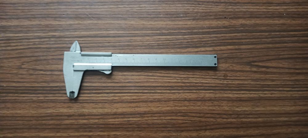 Suwmiarka  fwp m- 405