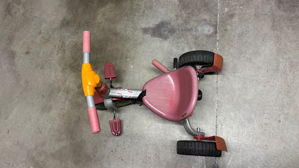 Triciclo chicco para criança