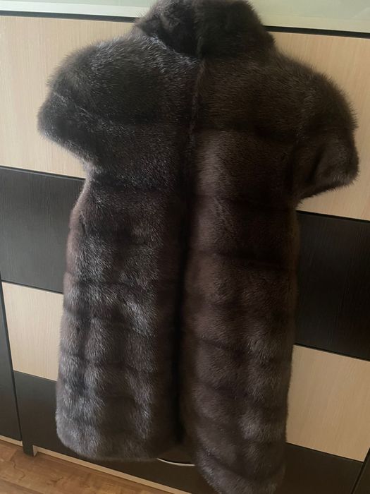 Продам норкову жилетку 80 см