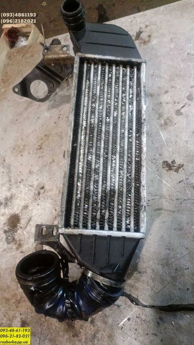 Радіатор інтеркуллера ford escort Mondeo tdi 1.8 колектор