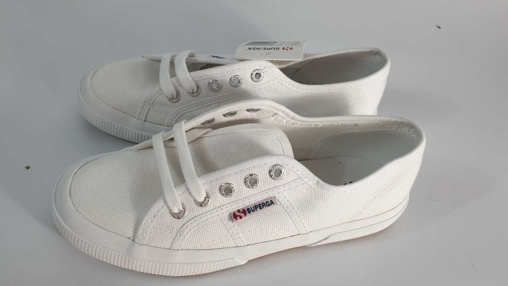 SUPERGA trampki  biale   SZNUROWANE NISKIE UNISEKS rozmiar  37