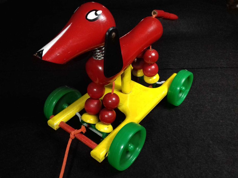 Indusbrinca - Cão de madeira e plástico - anos 1970/80' s