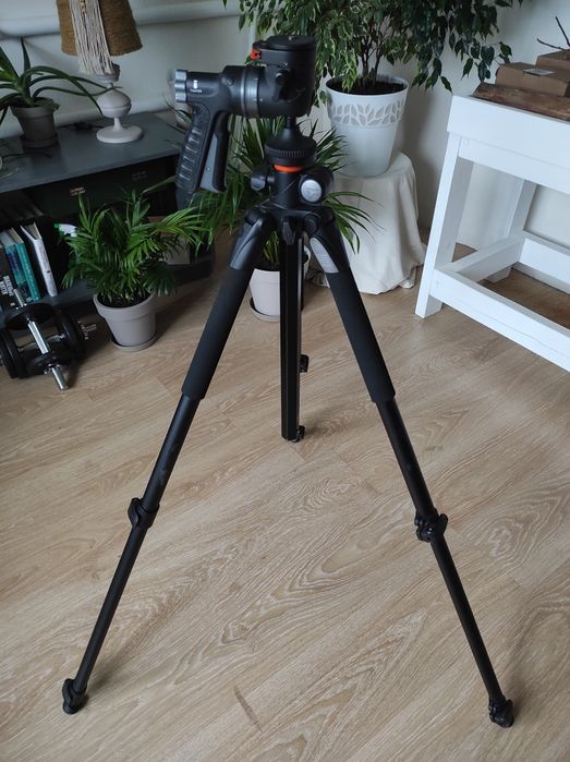 Штатив фото видео Vanguard Alta Pro 263AT
