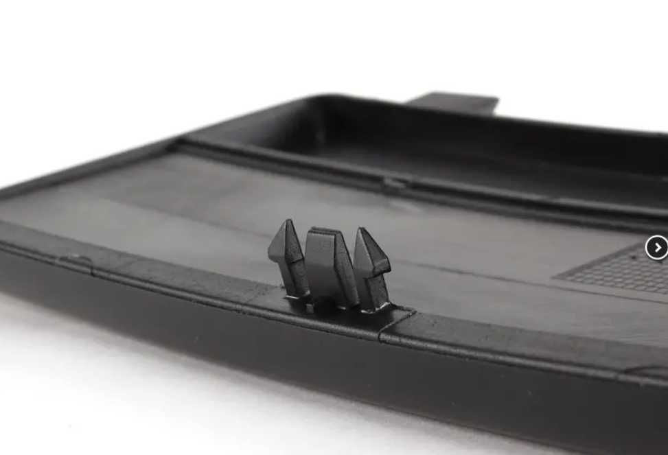 Новая редкая запчасть Е34 БМВ накладка бамера переднего номера USA E34