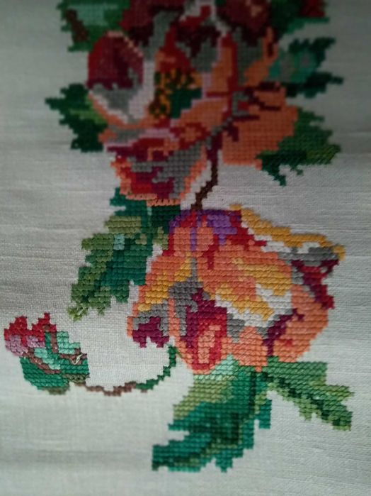 Обмін на саджанці лохини Вишивка квіткове панно автентичне  рукоділля