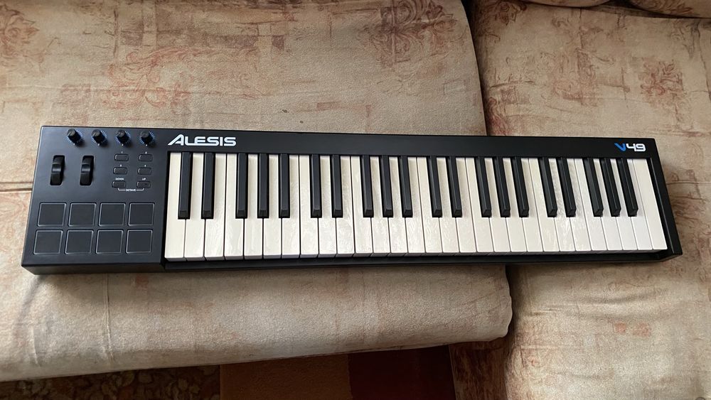 Kontroler Alesis V49 midi