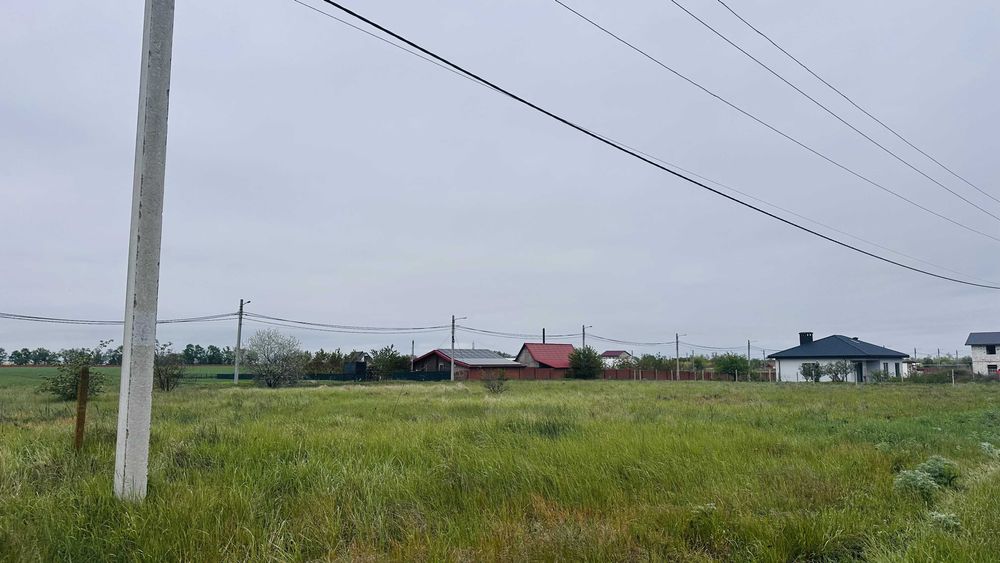 Два участка по 10 соток. Фонтанка. Торг