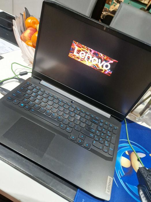 Sprzedam laptopa