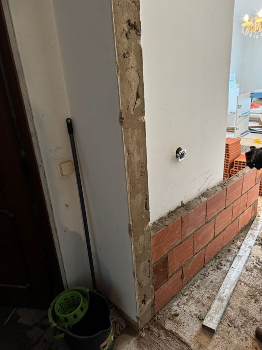 Serviços De Obras e Pinturas