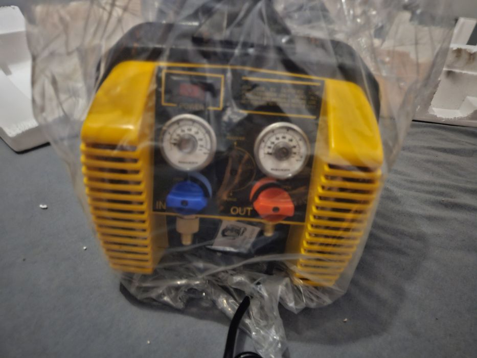 Pompa do odzysku czynnika chłodniczego