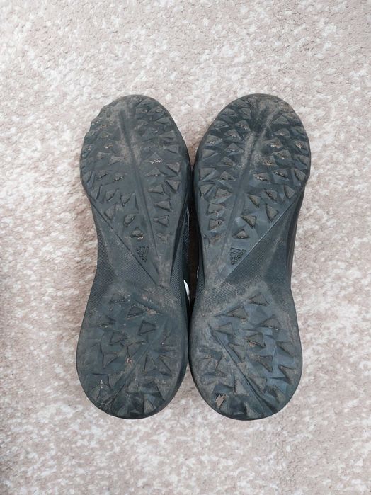 Сороконіжки Adidas Predator