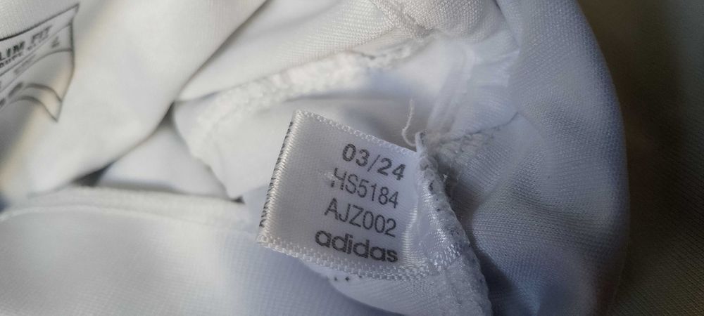 Футболка Реал Мадрид №7 Вінісіус Жуніор Adidas сезон 2024/25 чоловічий розмір S білий колір джерсі поліестер